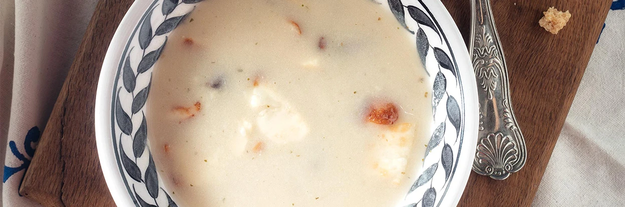 Hellim Peynirli Tarhana Çorbası 