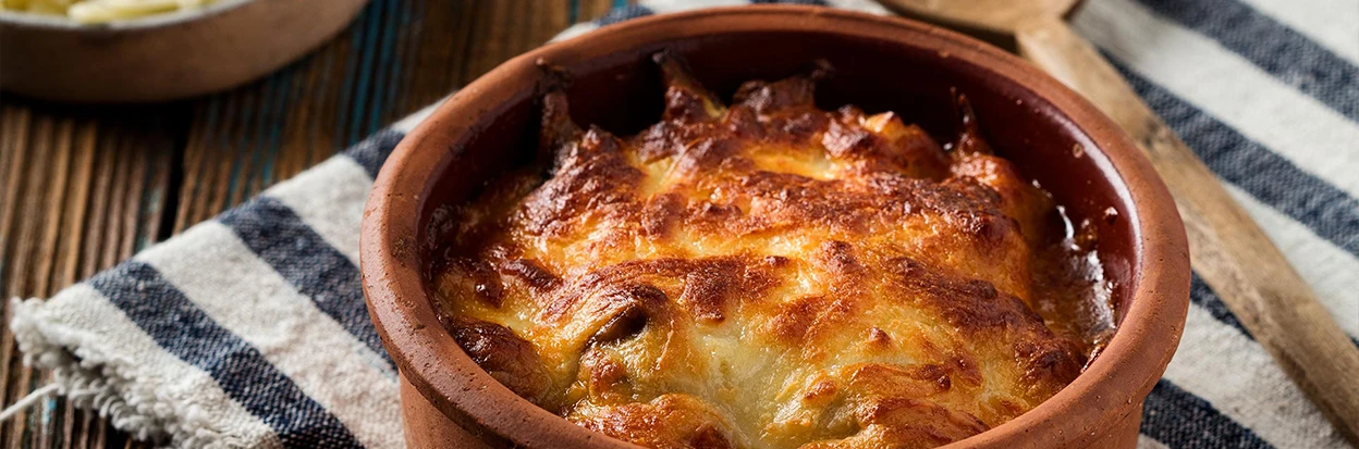 Kaşarlı Mantar Güveç